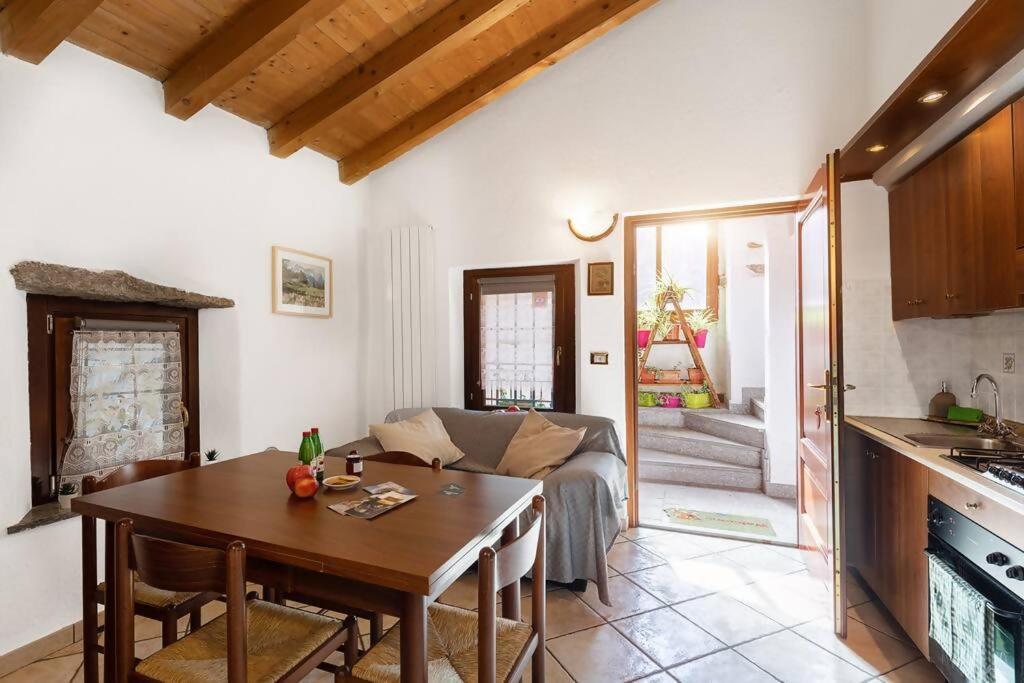 Dimora Gilles Aosta Valley Bard Szoba fotó