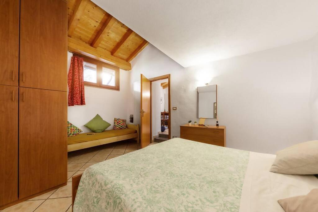 Dimora Gilles Aosta Valley Bard Szoba fotó